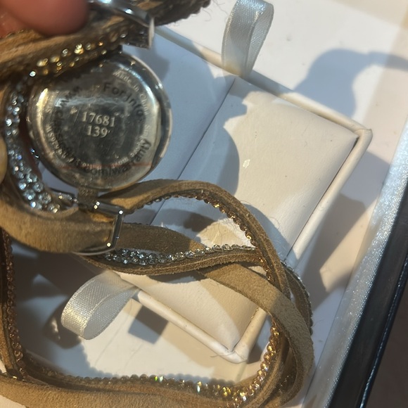 Elegant Gold Women\'s‎ Watch with Glitter Strap main image 4